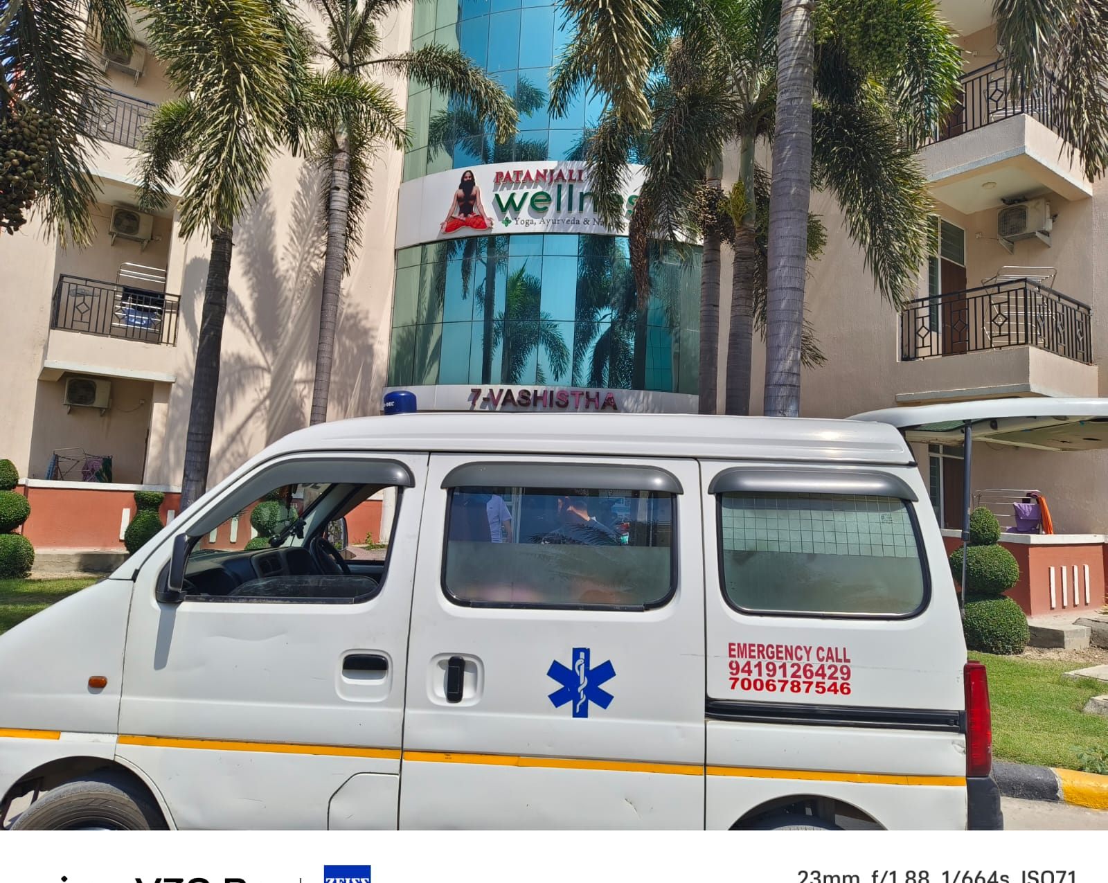 Bittu Critical Care ambulance